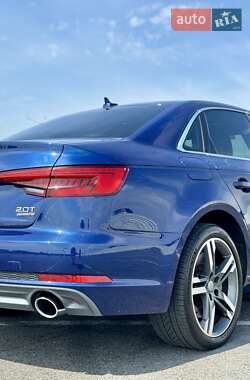 Седан Audi A4 2017 в 