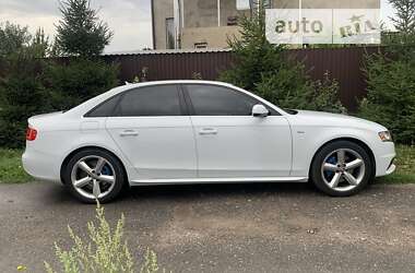 Седан Audi A4 2012 в Виннице