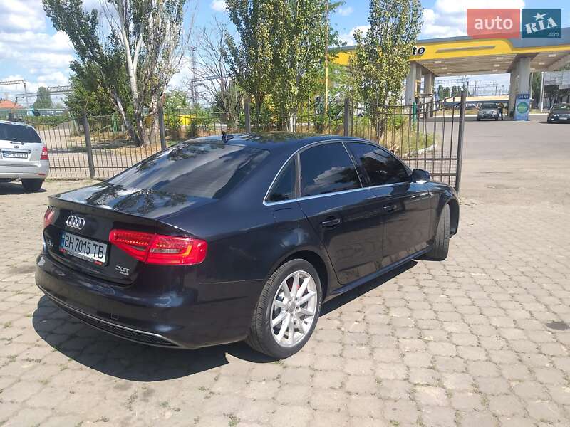 Седан Audi A4 2013 в Одессе