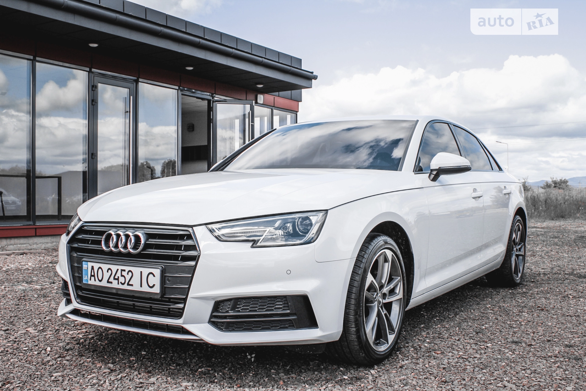 2019 Audi A4 - фото 1