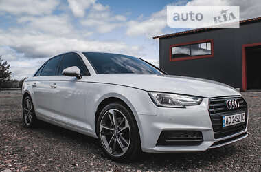 Седан Audi A4 2019 в Хусте