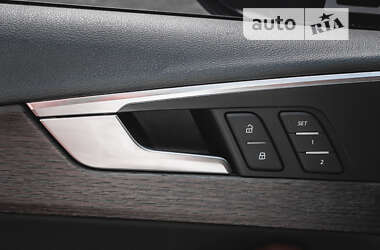Седан Audi A4 2019 в Хусте