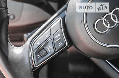 Седан Audi A4 2019 в Хусте