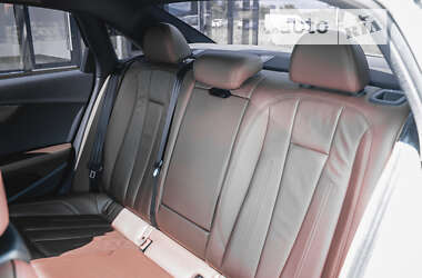 Седан Audi A4 2019 в Хусте