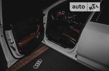 Седан Audi A4 2019 в Хусте