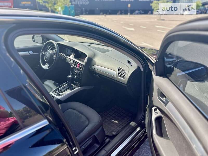 Универсал Audi A4 2014 в Киеве