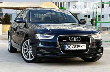 Седан Audi A4 2015 в Львове