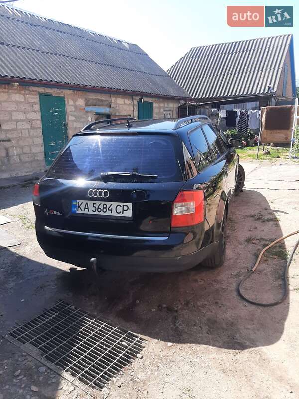 Универсал Audi A4 2002 в Миргороде