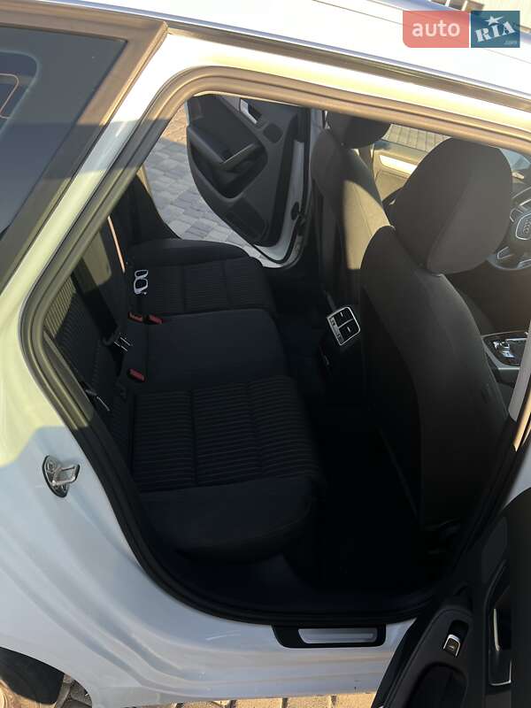 Универсал Audi A4 2012 в Мукачево