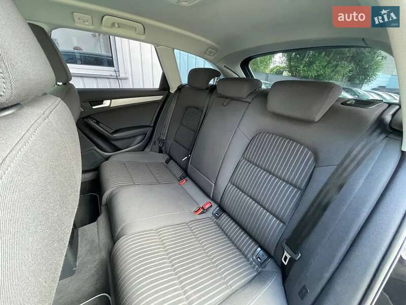 Универсал Audi A4 2012 в Днепре