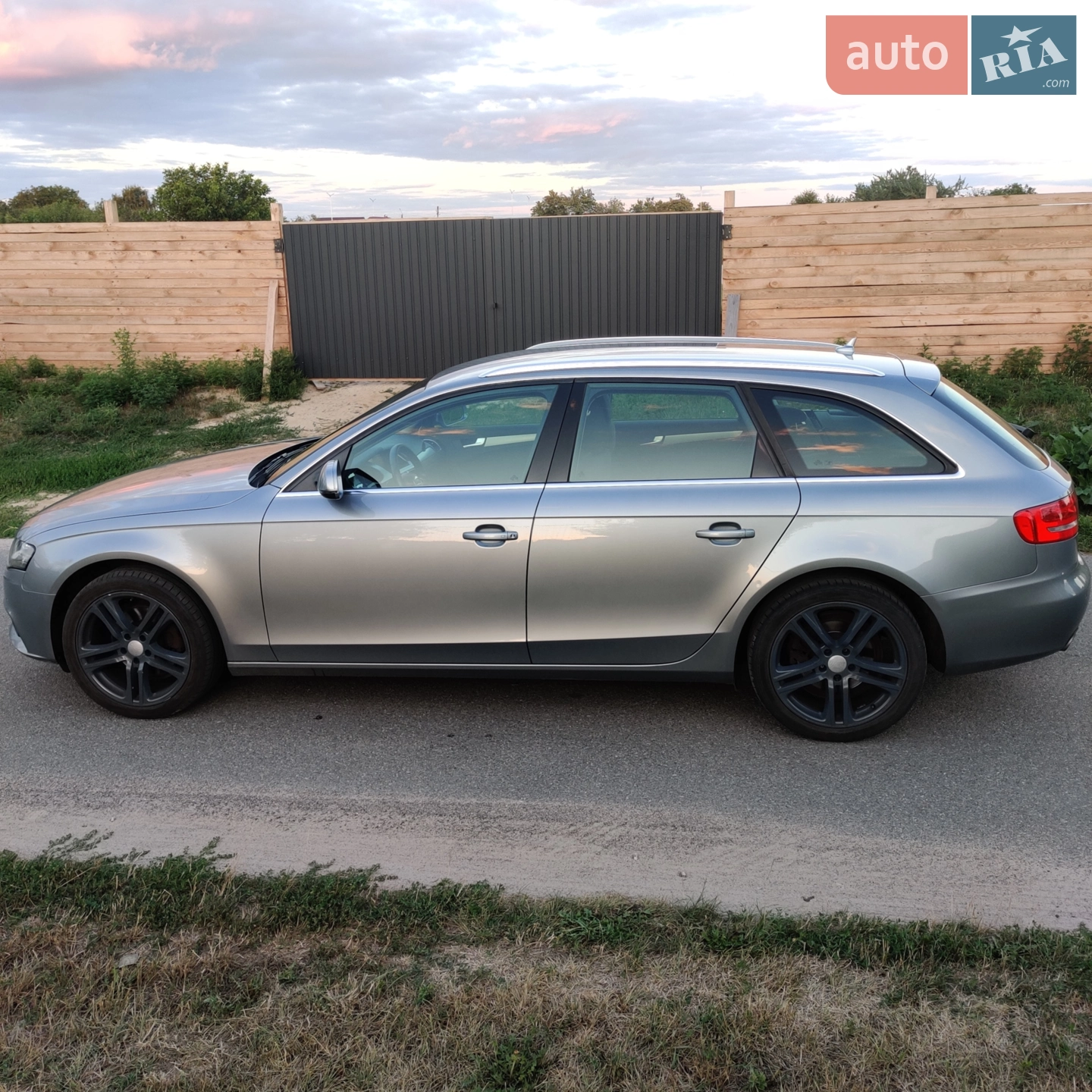 2010 Audi A4 - мініатюра 10