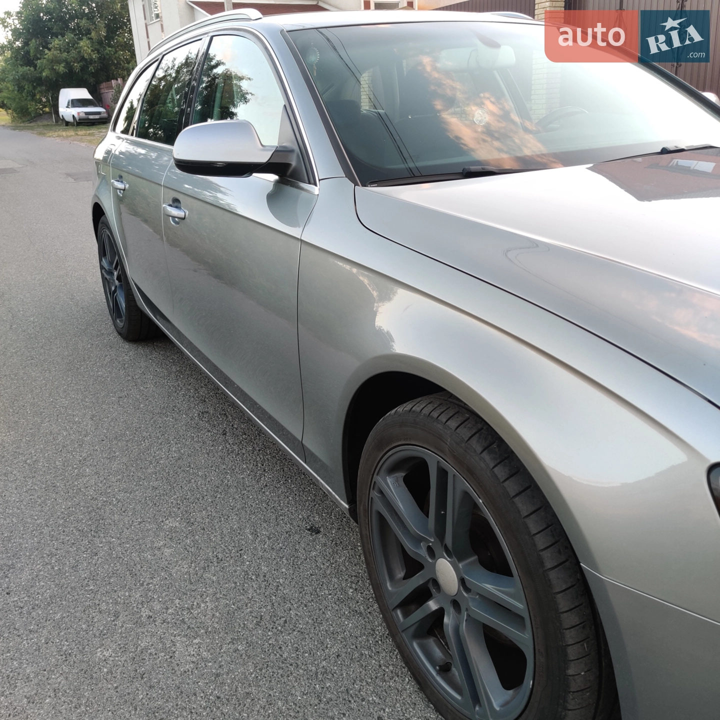 2010 Audi A4 - мініатюра 9