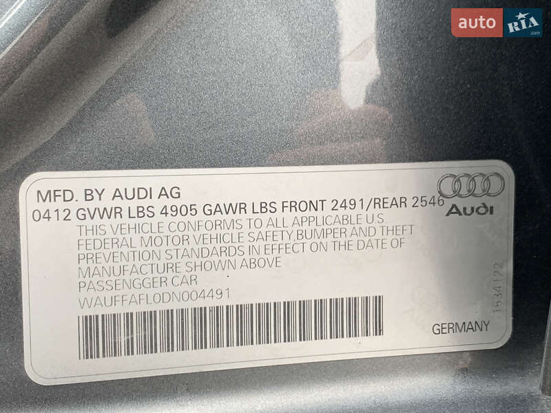 Седан Audi A4 2012 в Львове