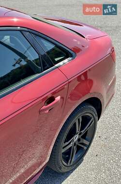 Седан Audi A4 2017 в 