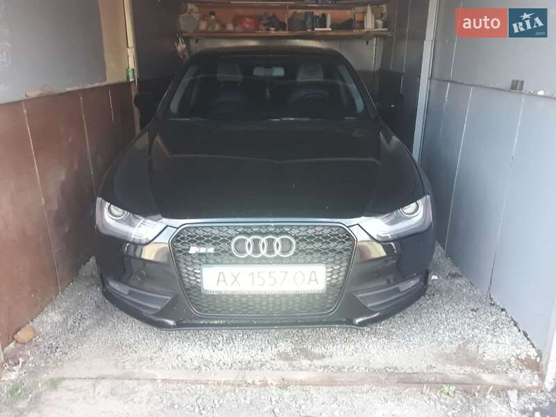 Седан Audi A4 2013 в Харкові