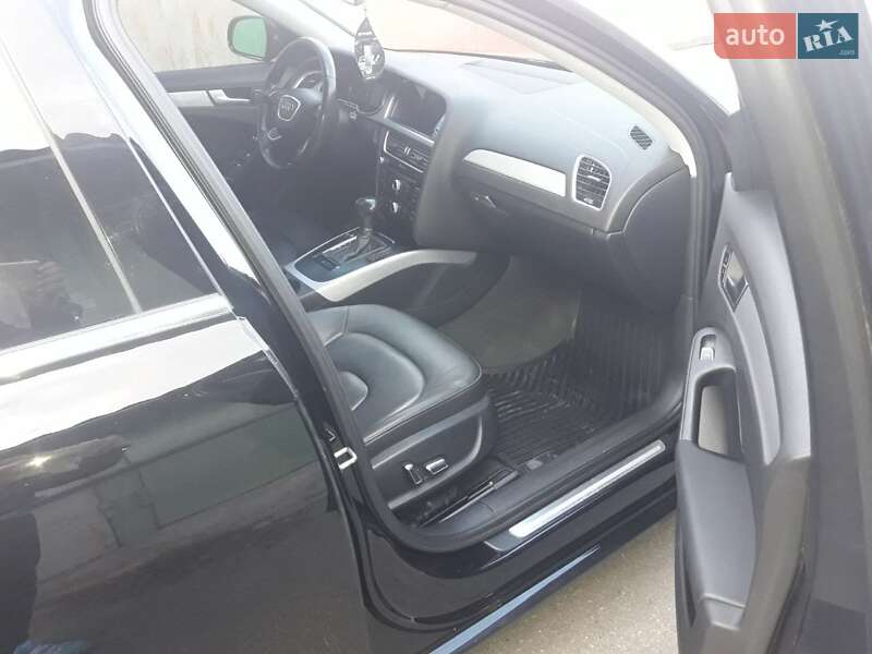 Седан Audi A4 2013 в Харкові