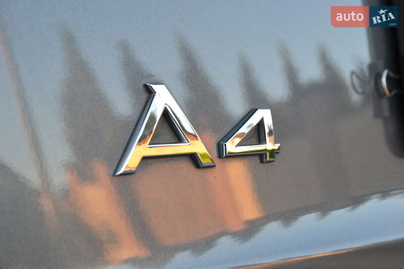 Седан Audi A4 2014 в Луцке