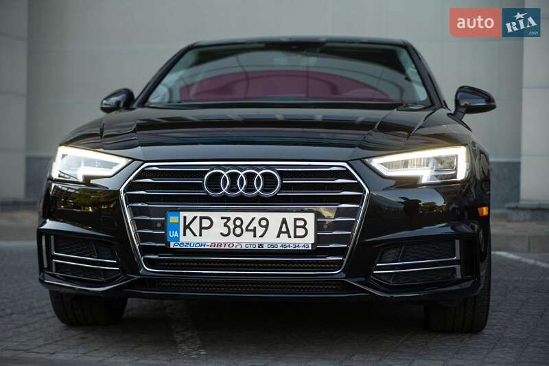 Седан Audi A4 2017 в Запорожье