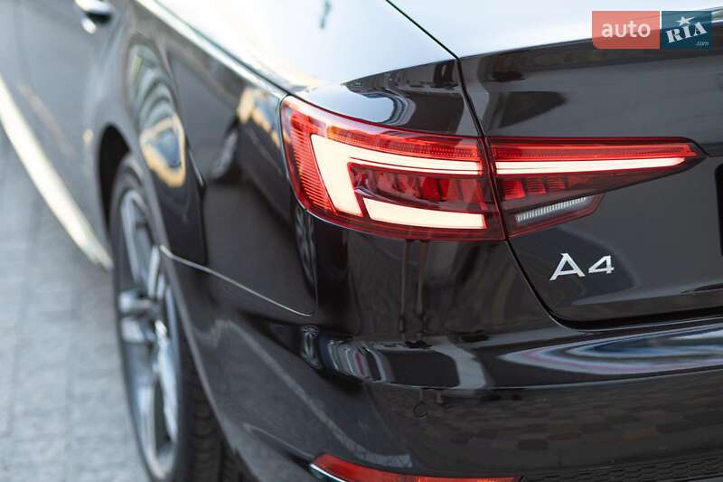 Седан Audi A4 2017 в Запорожье