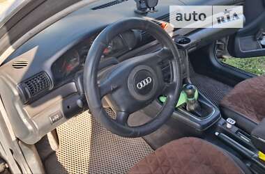 Універсал Audi A4 1999 в Боровах