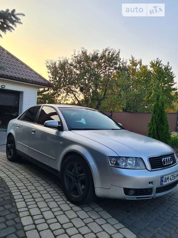 Седан Audi A4 2004 в Ковелі