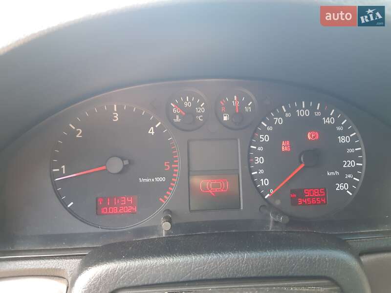 Универсал Audi A4 1999 в Львове