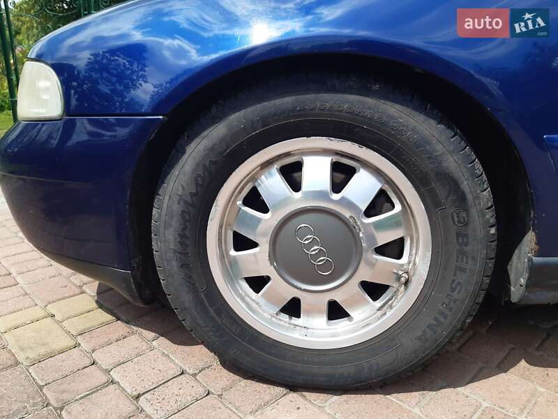Универсал Audi A4 1999 в Львове