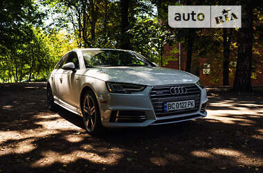 Седан Audi A4 2018 в 