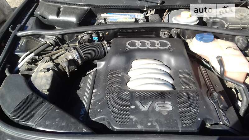 Универсал Audi A4 1998 в Киеве