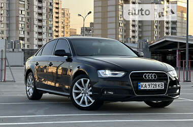 Седан Audi A4 2014 в Киеве