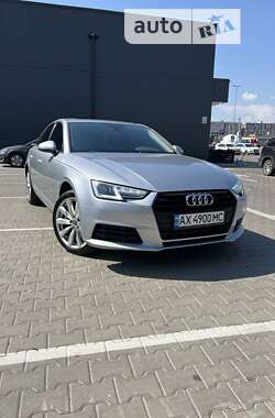 Седан Audi A4 2016 в Киеве