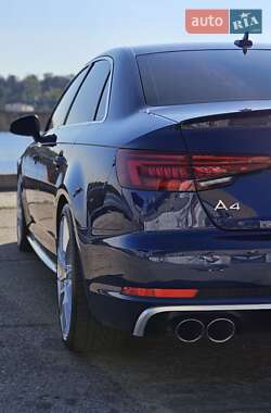 Седан Audi A4 2017 в Днепре