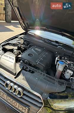Седан Audi A4 2012 в 