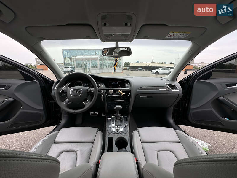 Универсал Audi A4 2015 в Киеве