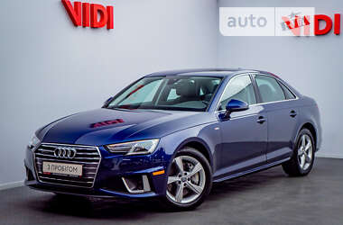 Седан Audi A4 2019 в Киеве