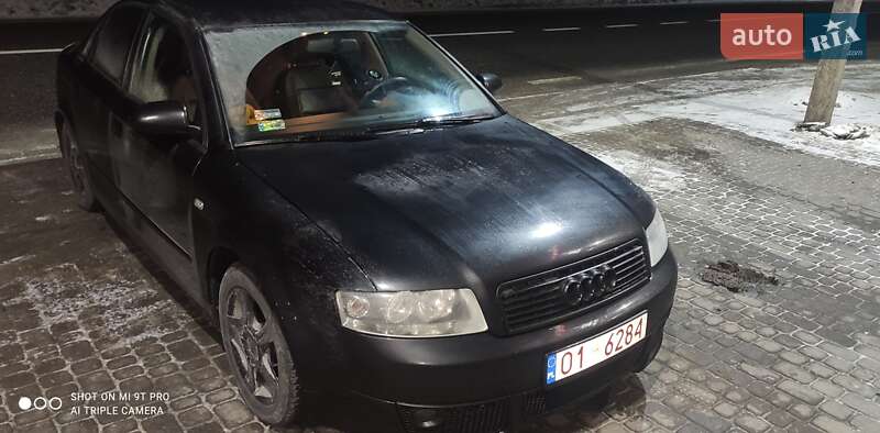 Седан Audi A4 2001 в Доброполье