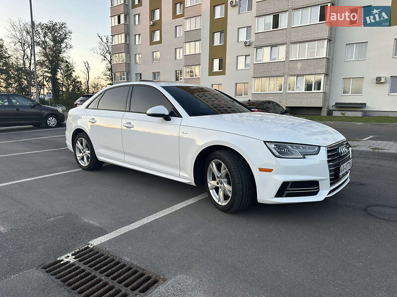Седан Audi A4 2018 в Виннице