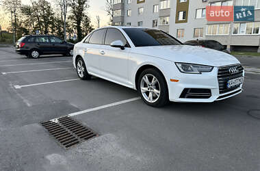 Седан Audi A4 2018 в Виннице