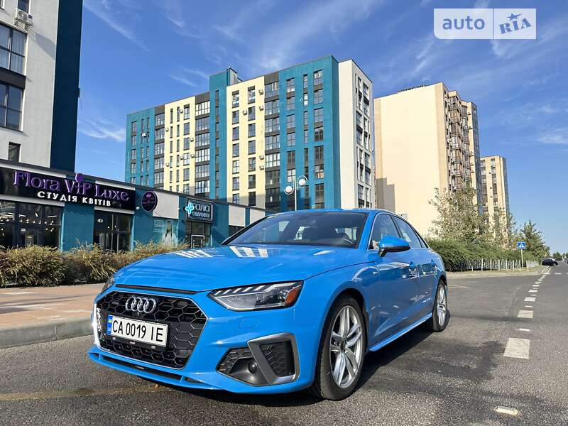 Седан Audi A4 2022 в Черкассах
