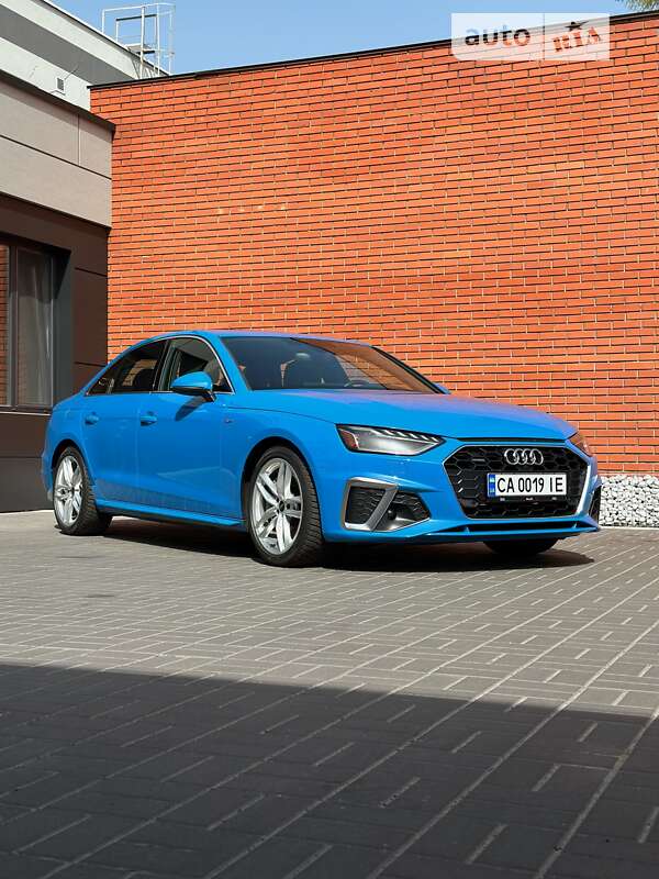 Седан Audi A4 2022 в Черкассах