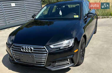 Седан Audi A4 2015 в 