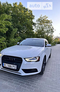 Седан Audi A4 2012 в Львове