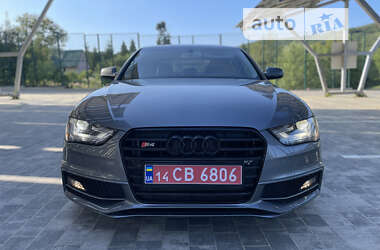 Седан Audi A4 2013 в Львові