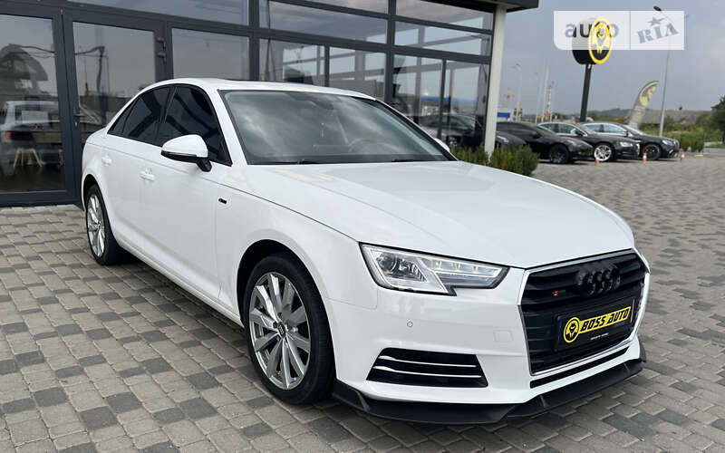 Седан Audi A4 2016 в Мукачево