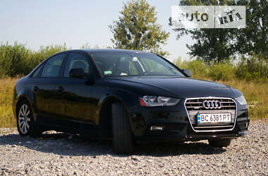 Седан Audi A4 2013 в Львове