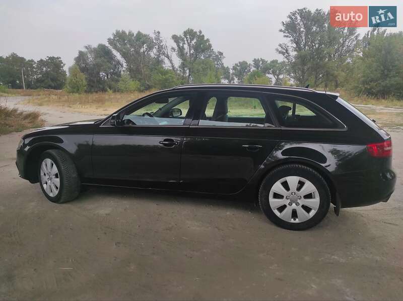 Универсал Audi A4 2014 в Днепре