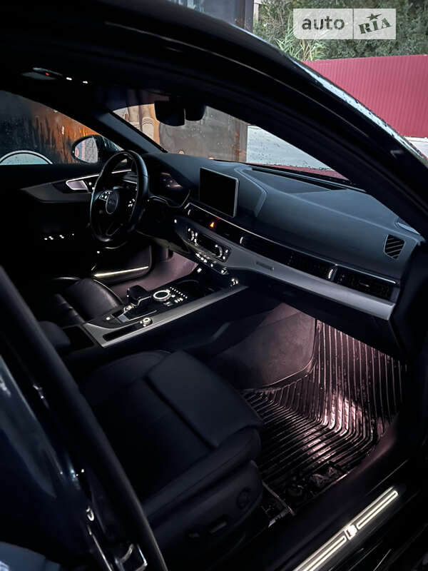 Седан Audi A4 2016 в Одесі