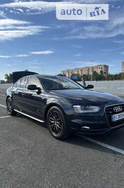 Седан Audi A4 2014 в Полтаві