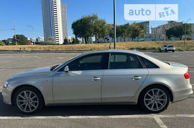 Седан Audi A4 2014 в Киеве