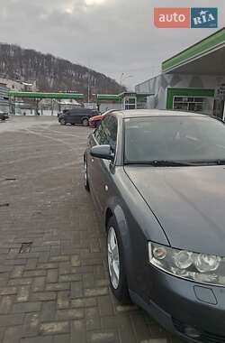 Седан Audi A4 2001 в Черновцах